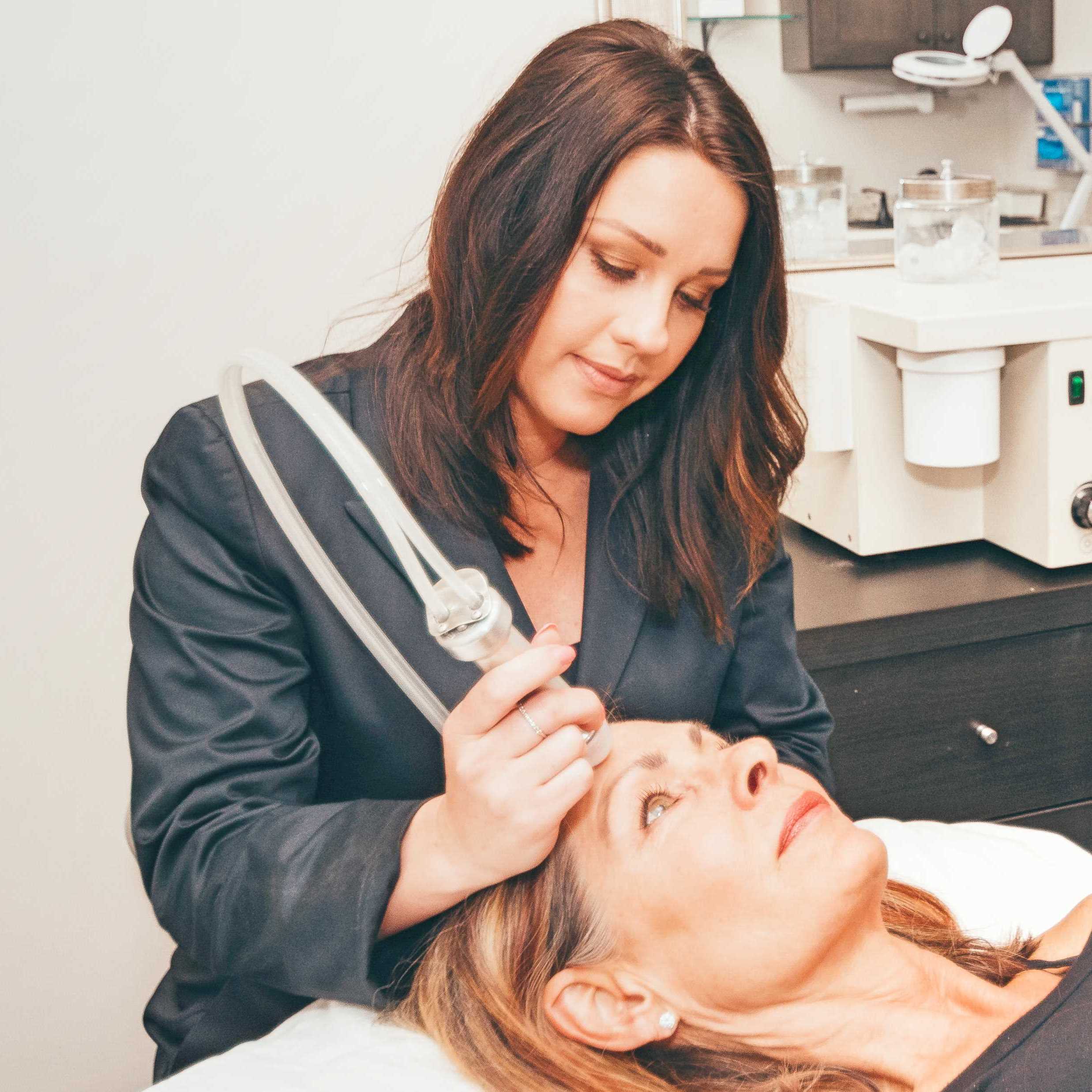 Skin-Care-Treatment-with-Microdermabrasion-in-Springfield-Missouri